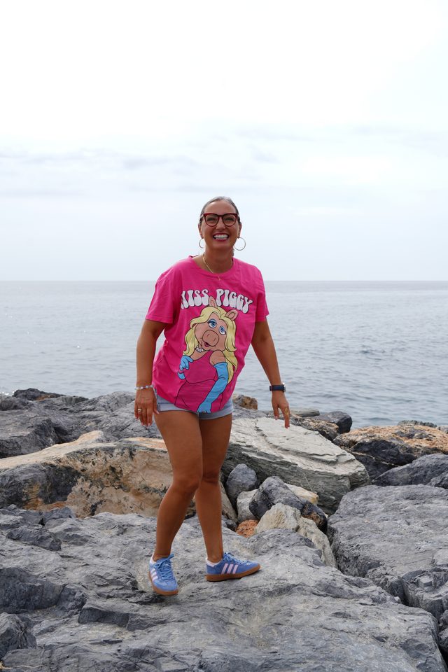 Un salto en la playa de Velilla-Taramay, Almuñécar — fotograma 10 de 12